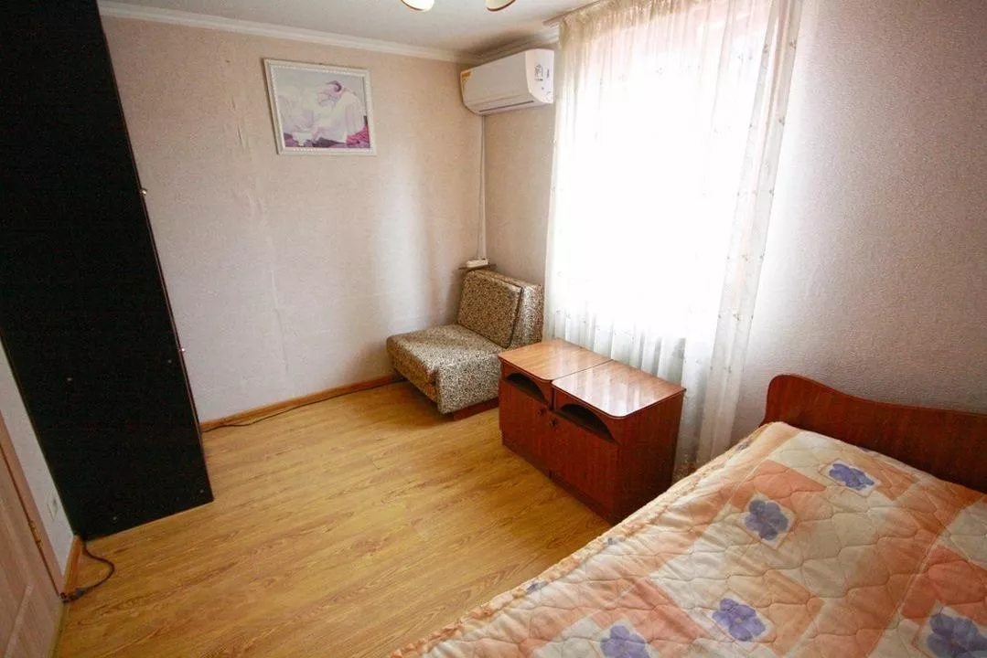 «Эконом 2х-местный с доп. местом 2 корпус». Гостевой дом «Надежда» . Сочи