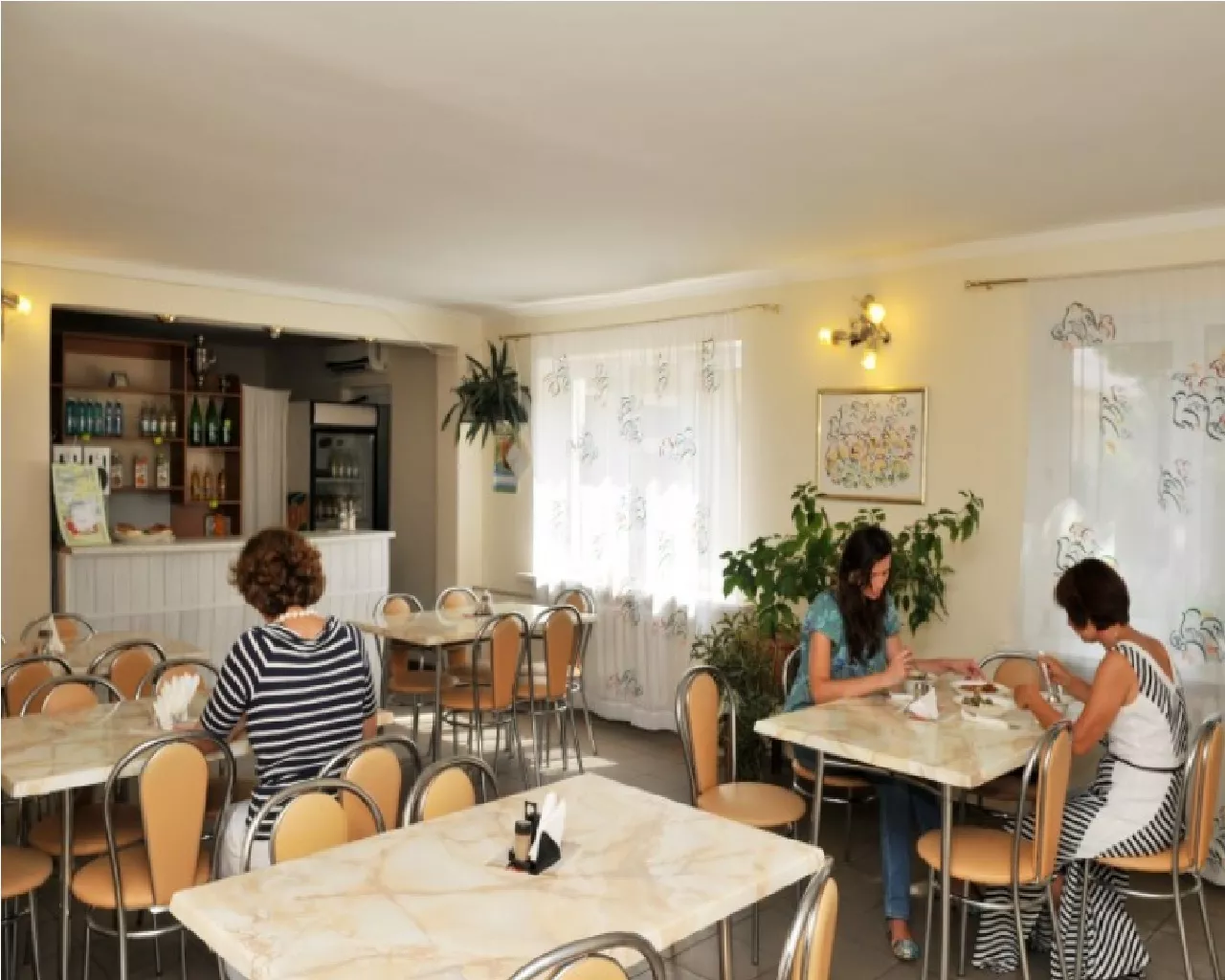 . Гостиница "Апогей". Евпатория