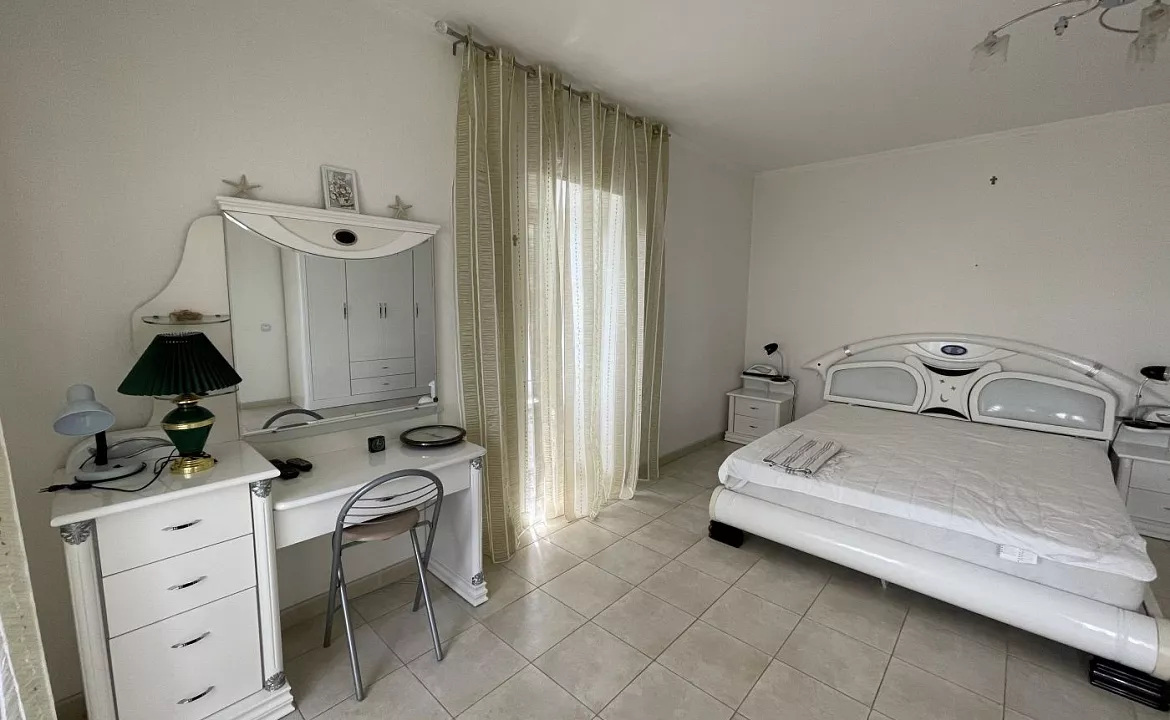 Дом 2-этажный. Гостевой дом "Ялта-Ливадия". Ливадия Дом 2-этажный. Гостевой дом "Ялта-Ливадия". Ливадия