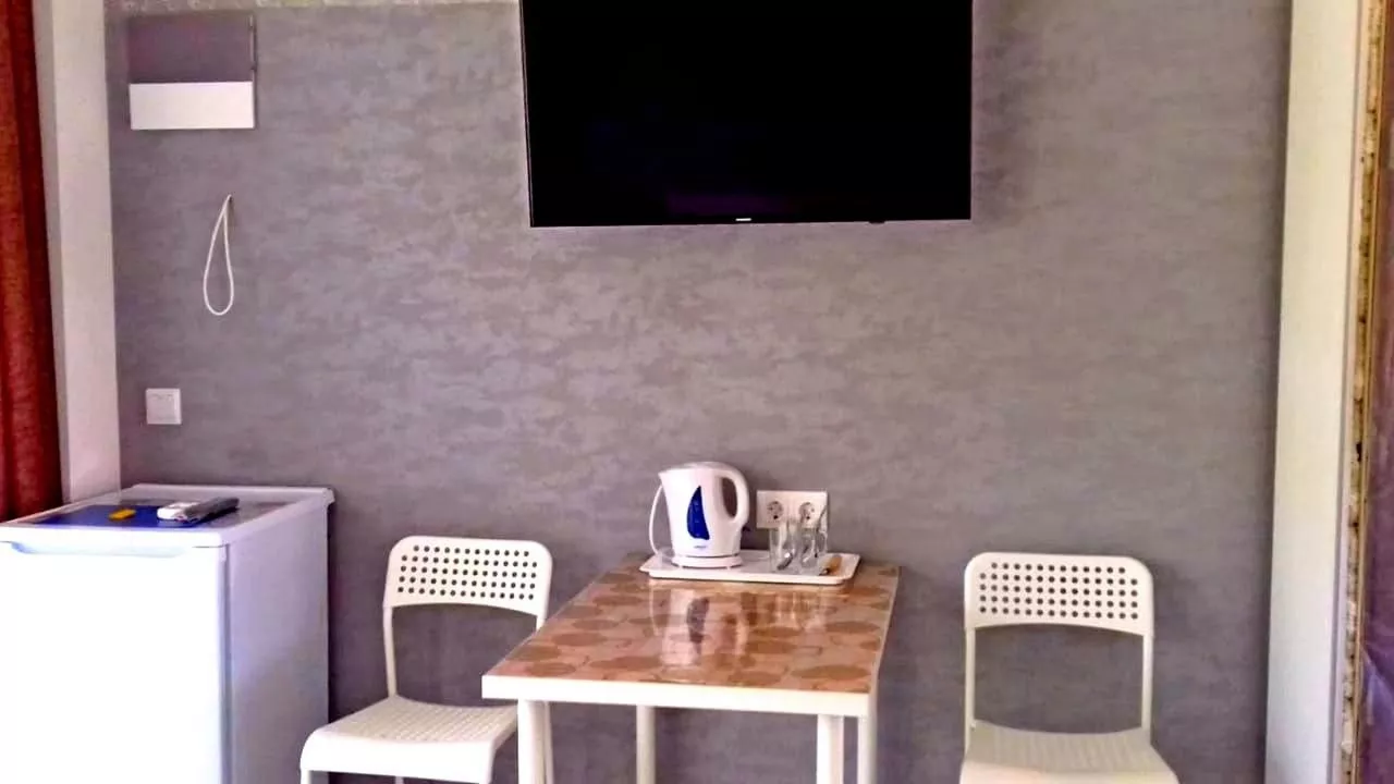 . Частный сектор "На Добролюбова 4а". Гостевые дома в Лазаревском . Частный сектор "На Добролюбова 4а". Гостевые дома в Лазаревском