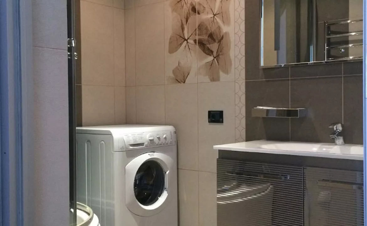 Семейный Люкс на первой линии. Квартира в многоквартирном доме Аппартаменты «Премьера». Чайка