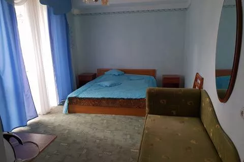 2-х местный номер Стандарт. Гостевой дом «Артур». Севастополь