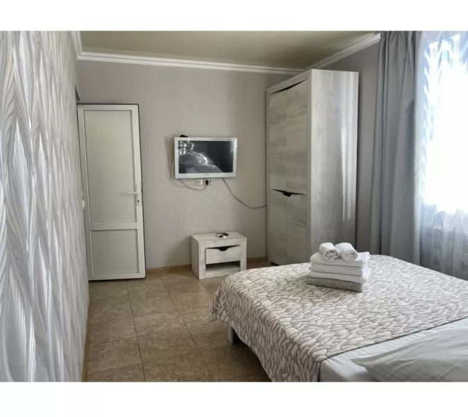 Стандартный двухместный номер. Гостевой дом "Замок на Жемчужной". Адлер