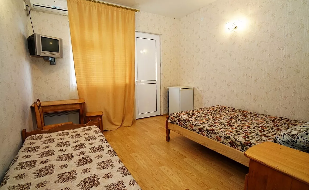 2-МЕСТНЫЙ НОМЕР БЮДЖЕТНЫЙ. Гостевой дом "Лето". Лазаревское 2-МЕСТНЫЙ НОМЕР БЮДЖЕТНЫЙ. Гостевой дом "Лето". Лазаревское