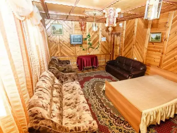 Студия. Гостиница «Стелла». Домбай-гостиницы