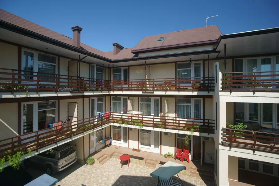 . Вилла "Анжера". Чайка