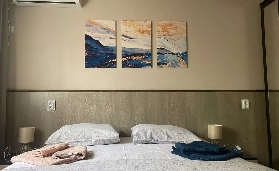 Двухместный первый этаж. Гостевой дом "Инжир". Новомихайловский Двухместный первый этаж. Гостевой дом "Инжир". Новомихайловский