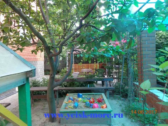 . Частный сектор "Ирина". Ейск