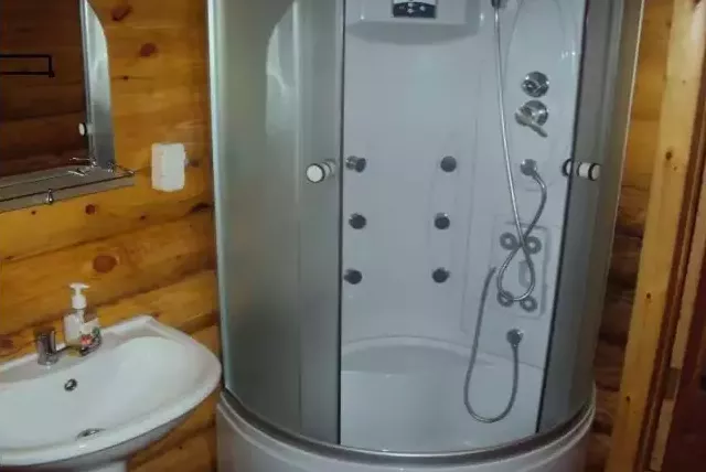 Стандарт 2-местный без балкона (Малый корпус). Отель «Меридиан». Домбай-гостиницы