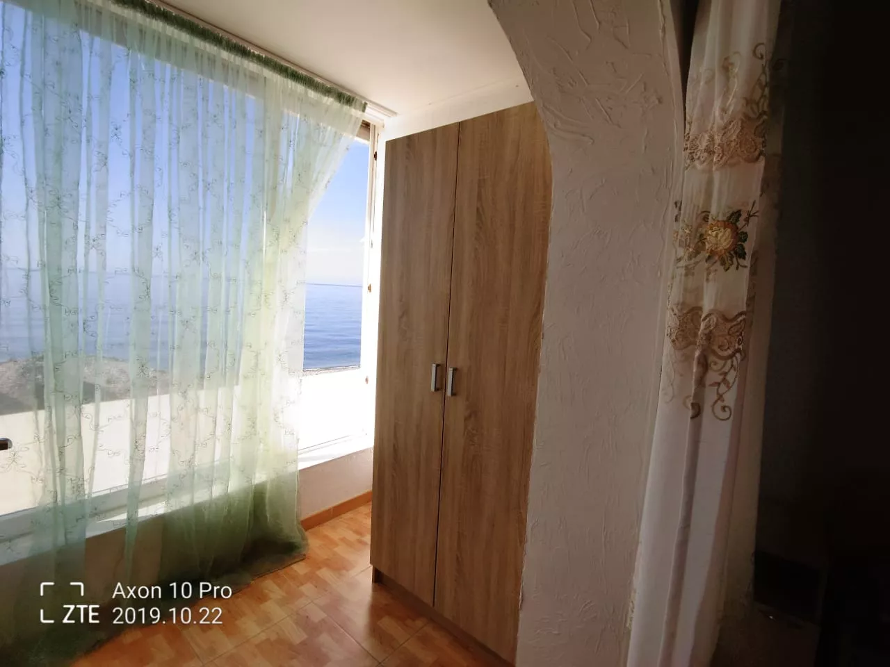 . Эллинг Кипарис . Лоо