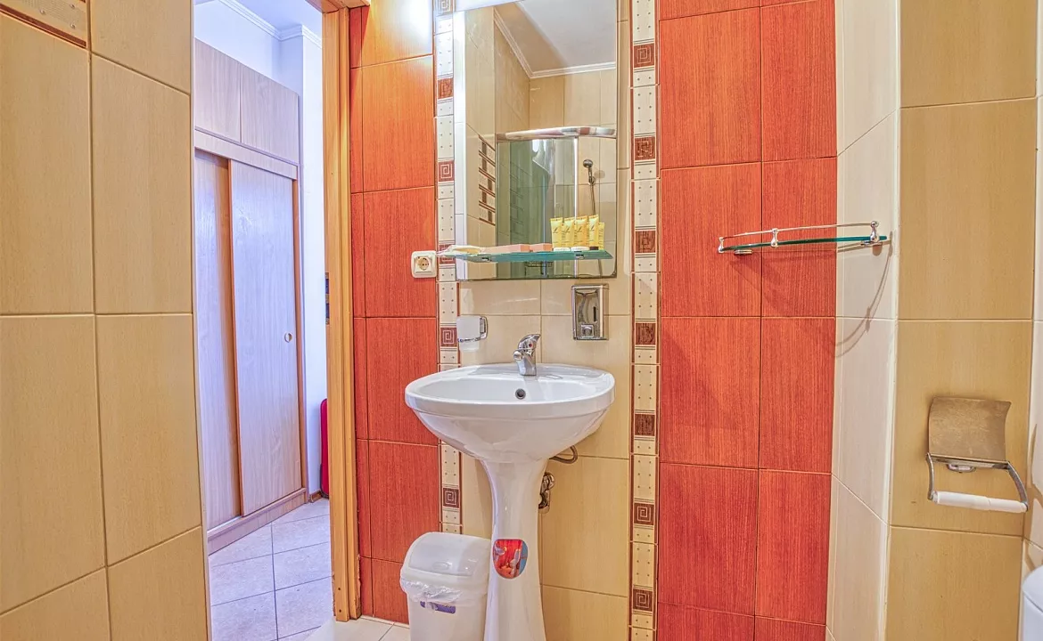 Стандарт (вид на горы). Отель «Интер». Утёс