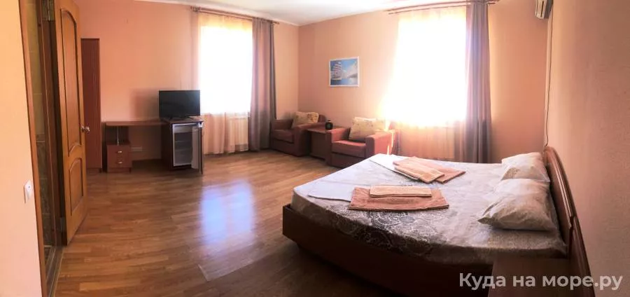 Четырехместный номер. Гостевой дом "Берёзка" . Лазаревское  Четырехместный номер. Гостевой дом "Берёзка" . Лазаревское