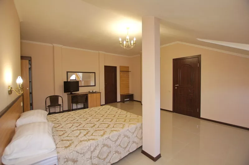 Стандарт без балкона. Гостевой дом "Адмирал". Ольгинка