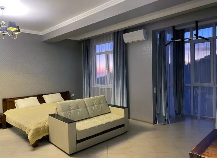 . Квартира в многоквартирном доме Sweet Apartments. Сочи