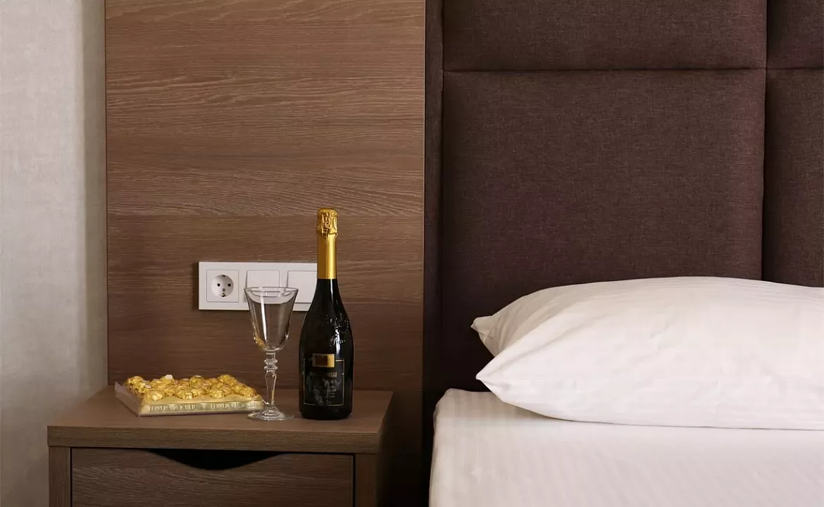 71 комфортабельных номеров. Отель Moretel. Лазаревское 71 комфортабельных номеров. Отель Moretel. Лазаревское