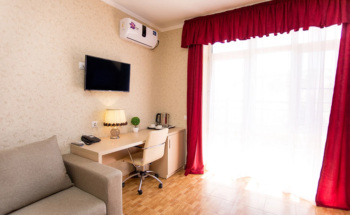 3-х местный «Стандарт» с видом на море. Отель "Alfa Summer". Анапа