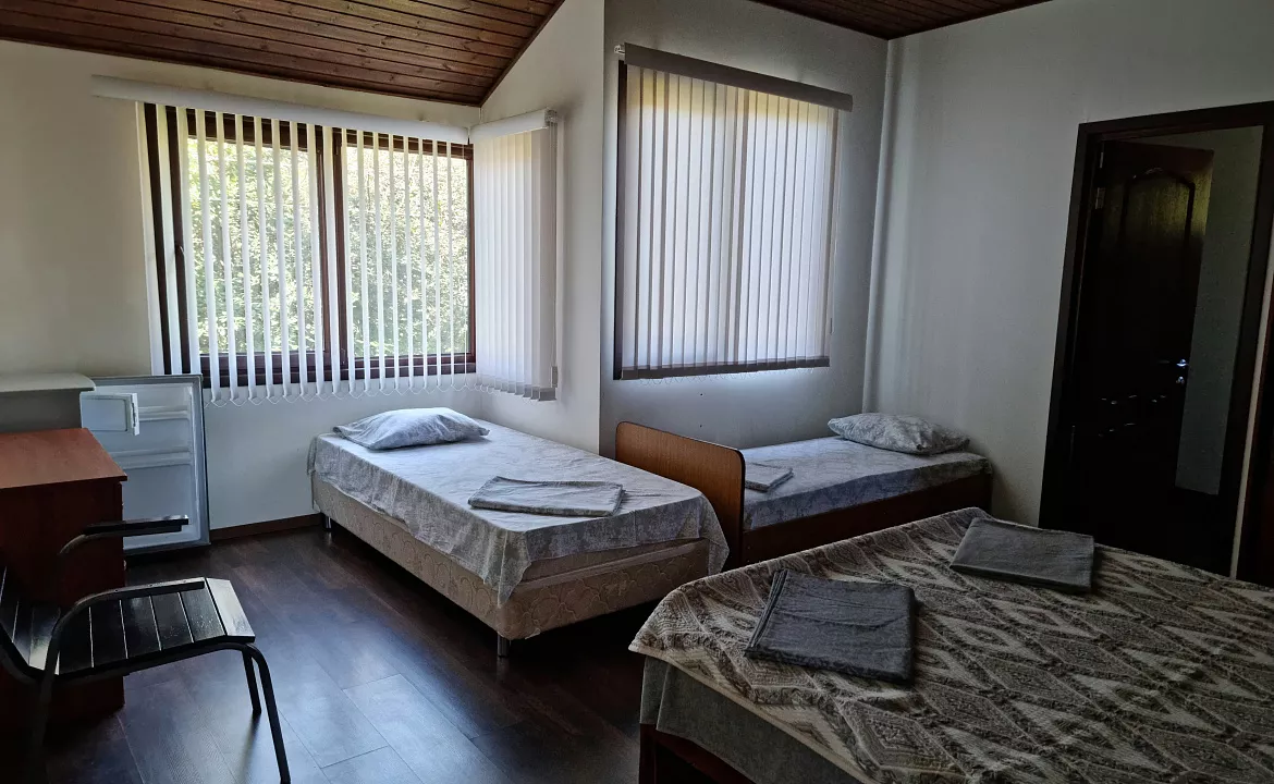 4х местный номер на 1 этаже. Гостевой дом "Цитрус". Цандрипш