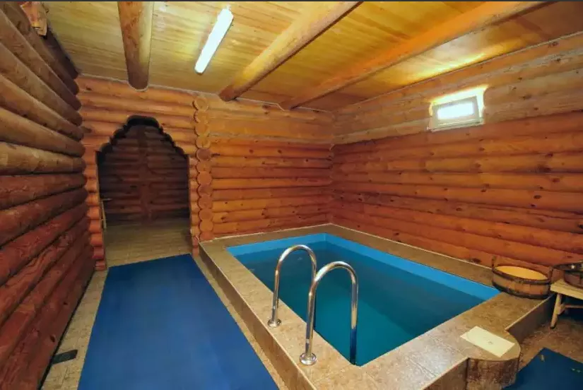 . Отель «Националь». Домбай-гостиницы