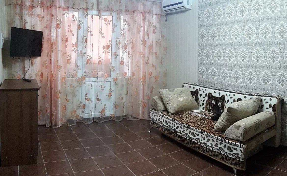 1-на комнатная квартира!. Квартира в многоквартирном доме Победы 77. Лазаревское