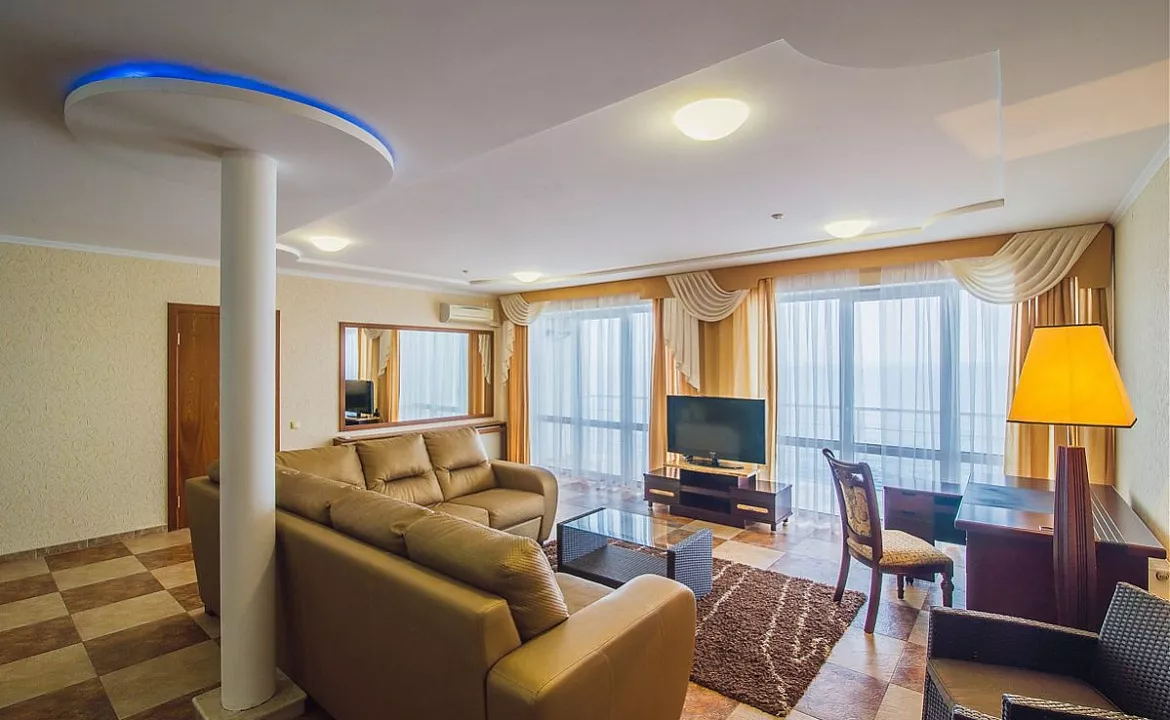 Апартаменты. Hotel & Osteophaty center "Lotus". Утёс