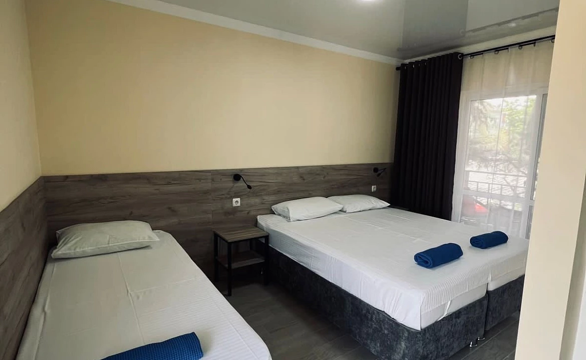 Номер на троих с балконом . Частный сектор Калараш 77 Ольга . Лазаревское