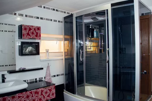 №5 Стандартный 4х местный номер с общей ванной комнатой. Гостевой дом "У ВЫСОЦКОЙ". Керчь №5 Стандартный 4х местный номер с общей ванной комнатой. Гостевой дом "У ВЫСОЦКОЙ". Керчь