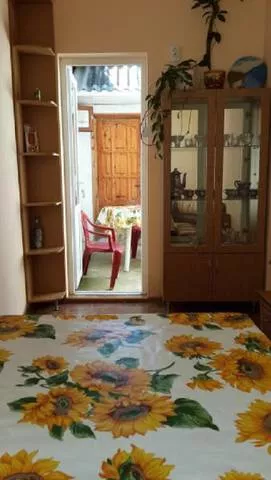 . Гостевой дом «Первомай». Алушта