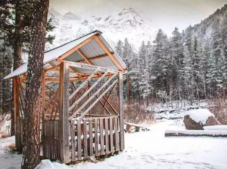 . Отель «Сосновый бор». Эльбрус - гостиницы