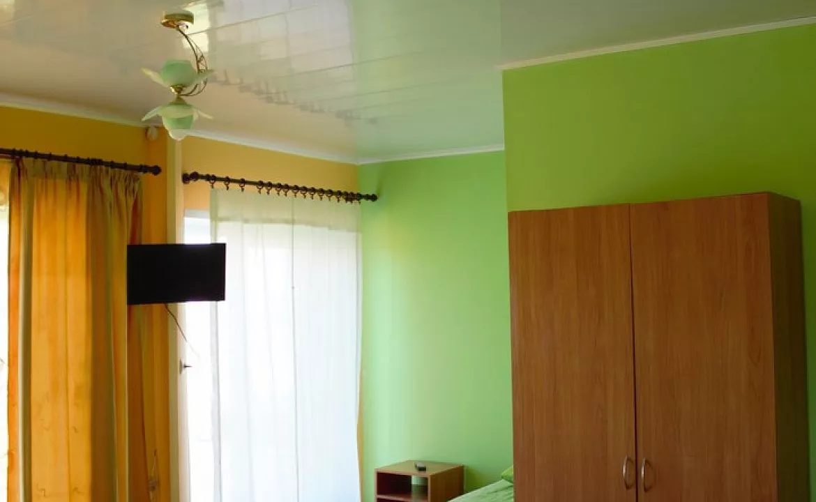 Эконом 2х комнатный. Гостевой Дом Melrose. Заозерное