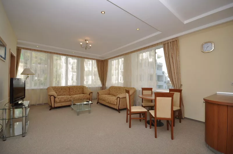 Номер Люкс. Гостиница Консоль-Спорт НИКИТА. Никита