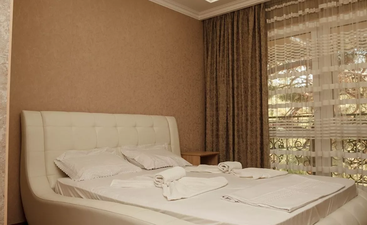 Люкс однокомнатный с балконом. Гостевой дом Ника Премиум. Геленджик