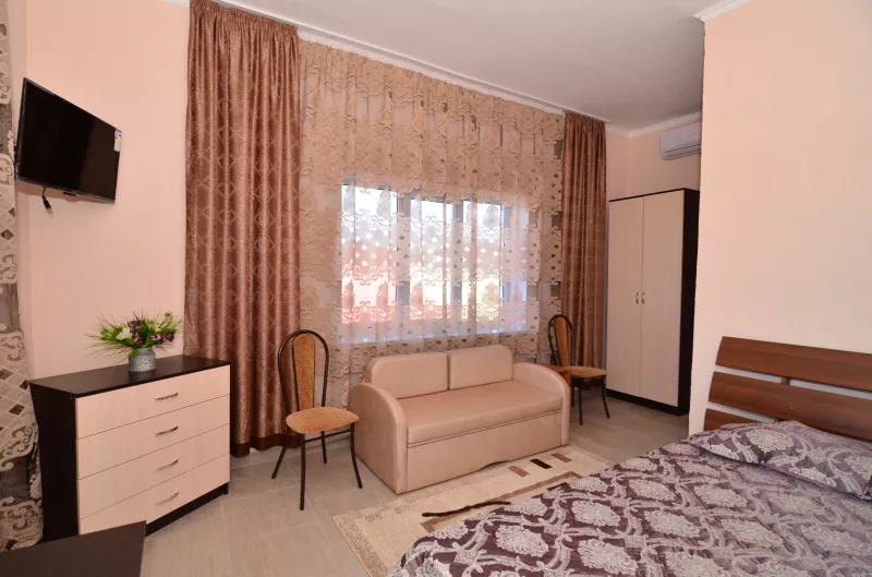 Стандарт 2-4 местный. Гостевой дом «АлександриЯ». Заозерное Стандарт 2-4 местный. Гостевой дом «АлександриЯ». Заозерное