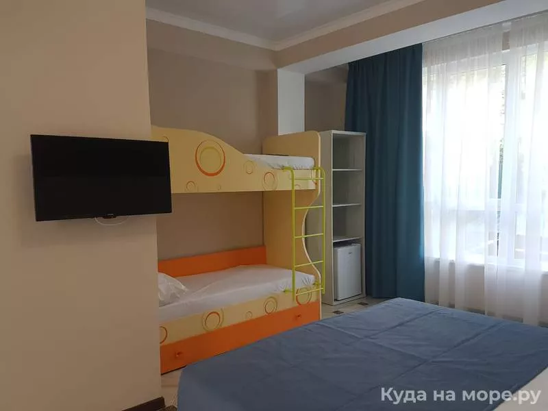 Четырёхместный номер. Гостевой дом "Уютный дворик". Гагра