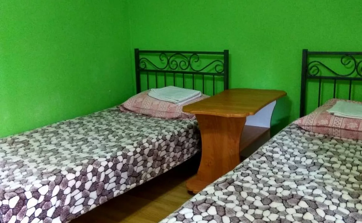 3 местный номер . Гостевой дом Ассоль. Гагра