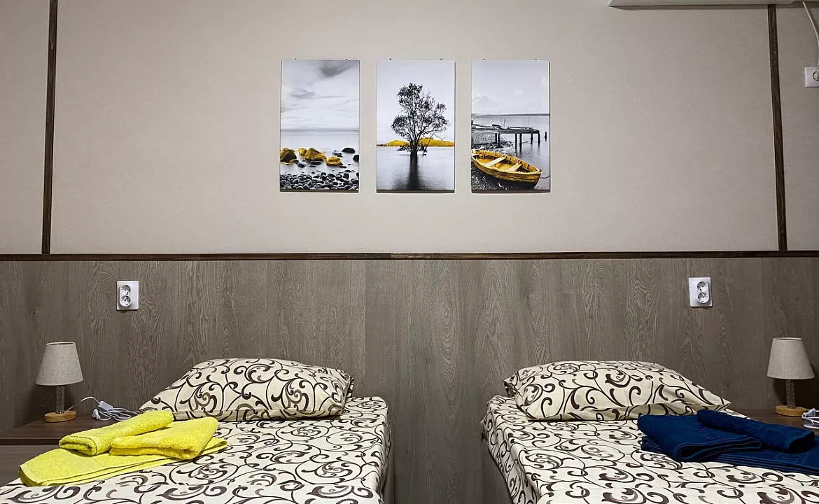 Двухместный первый этаж. Гостевой дом "Инжир". Новомихайловский Двухместный первый этаж. Гостевой дом "Инжир". Новомихайловский