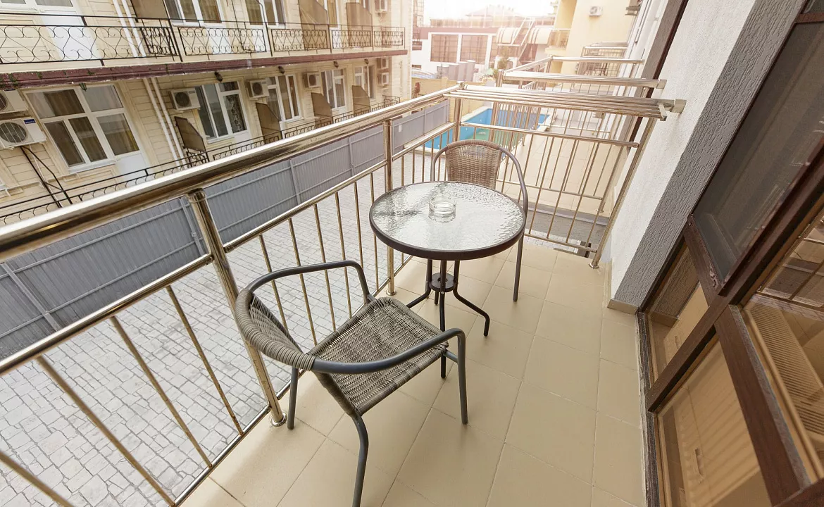 3-х местный комфорт с балконом. Отель White Hotel. Витязево