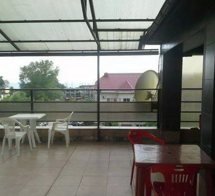 . Гостевой дом "Желтый дом". Солоники