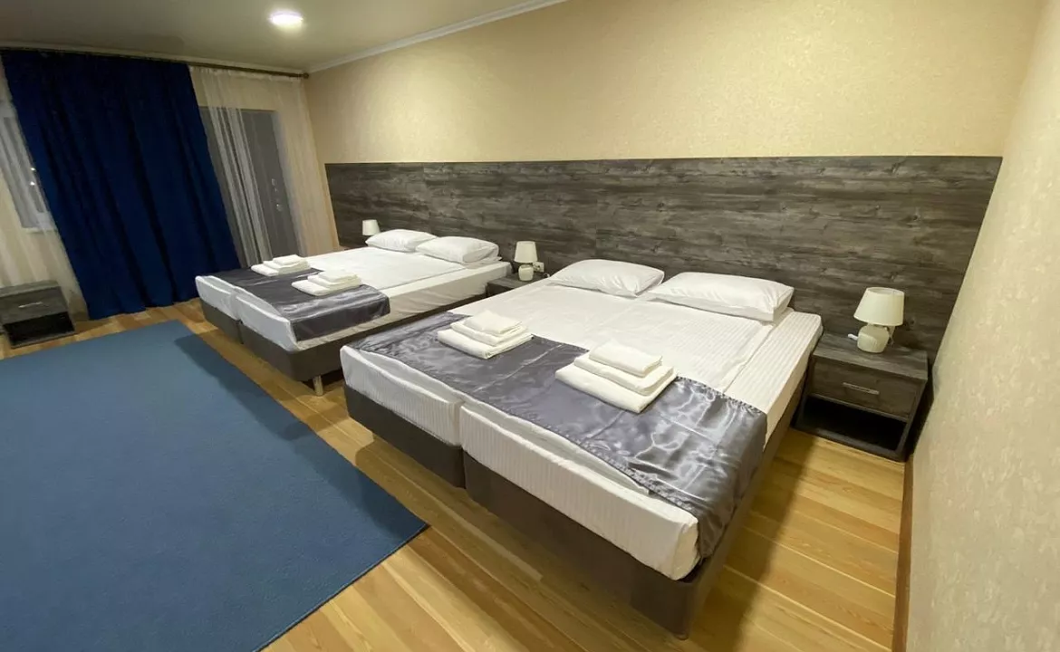 4-х местный номер с отдельным индивидуальным входом Завтрак включен. База отдыха "Скурча". Сухум