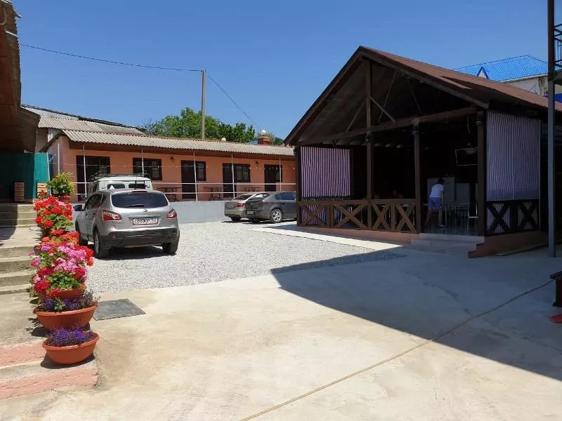 . Частный сектор "Нелли" . Джубга