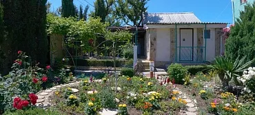 Гостевой дом "Малиновая 10"