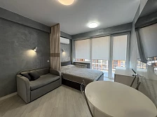 Квартира в многоквартирном доме Студия с панорамными окнами на первой береговой линии