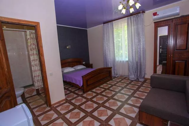 . Гостиница  "Sea Zone" . Пицунда