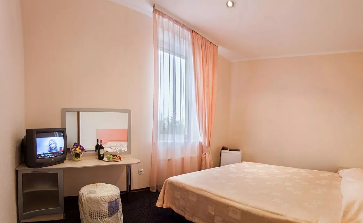 полулюкс. Гостиница Дарсан. Ялта