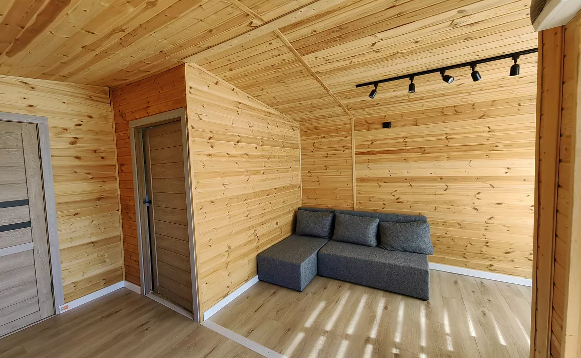 Большой дом. Гостевой комплекс "Атмосфера". Сухум