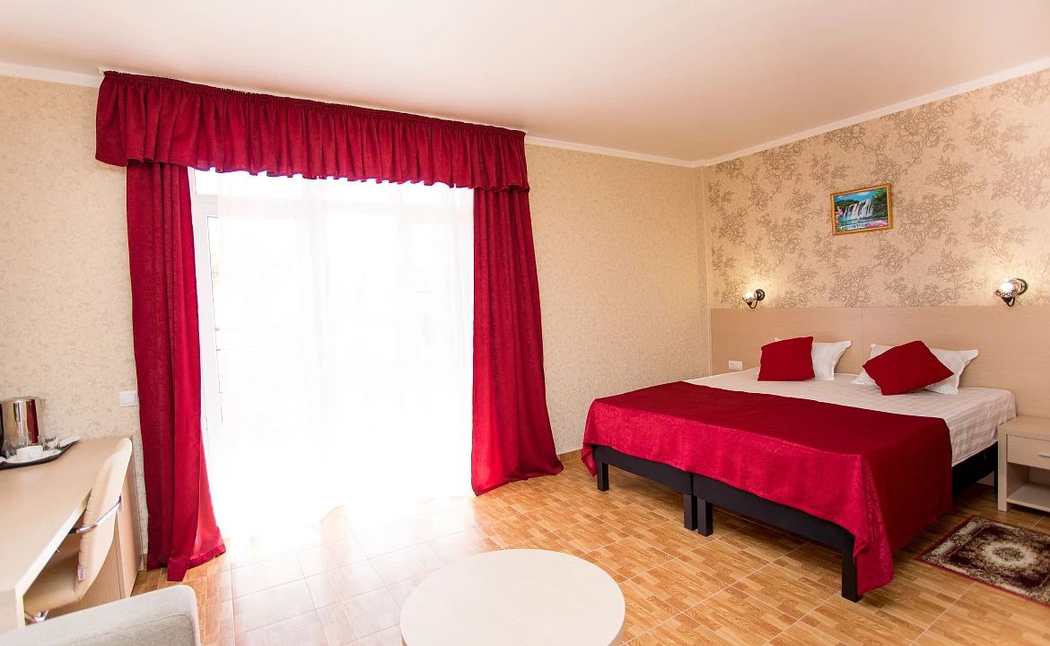 3-х местный «Стандарт» с видом на море. Отель "Alfa Summer". Анапа