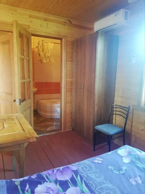 . Гостиница "Эко-дом" . Пицунда . Гостиница "Эко-дом" . Пицунда