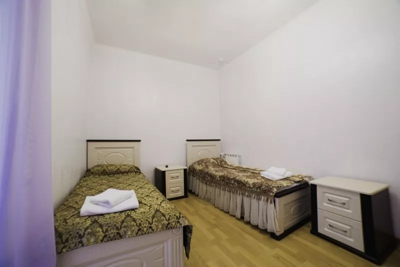 Люкс 4-х местный двухкомнатный. Гостевой комплекс "Екатерина". Витязево