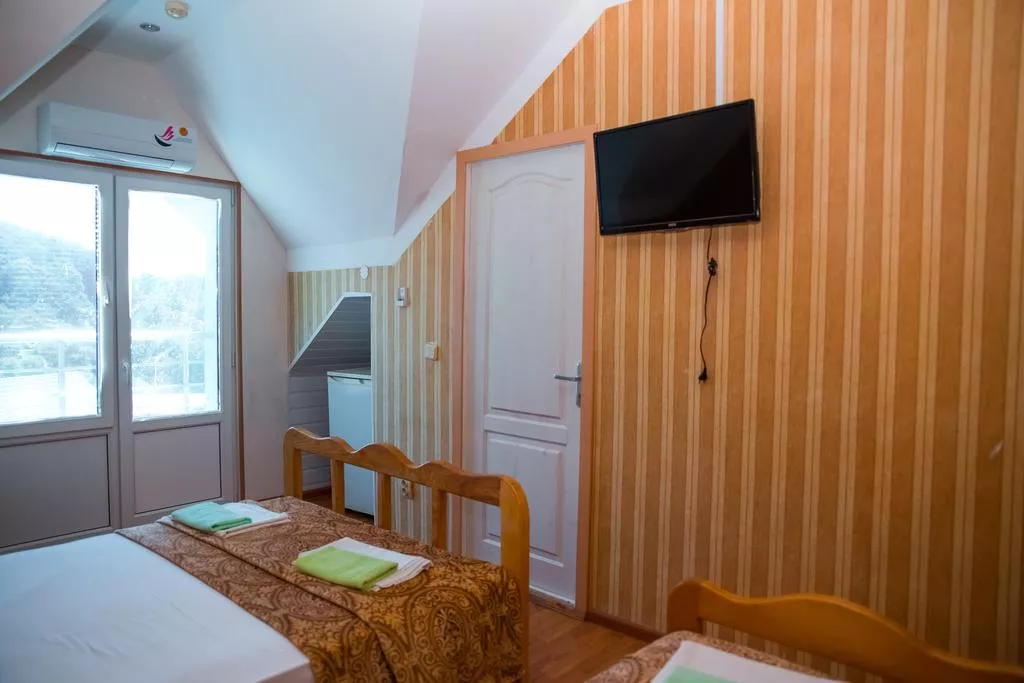 2, 3, 4,5,6 местный номер. Гостиница "Мария" - Лермонтово. Лермонтово