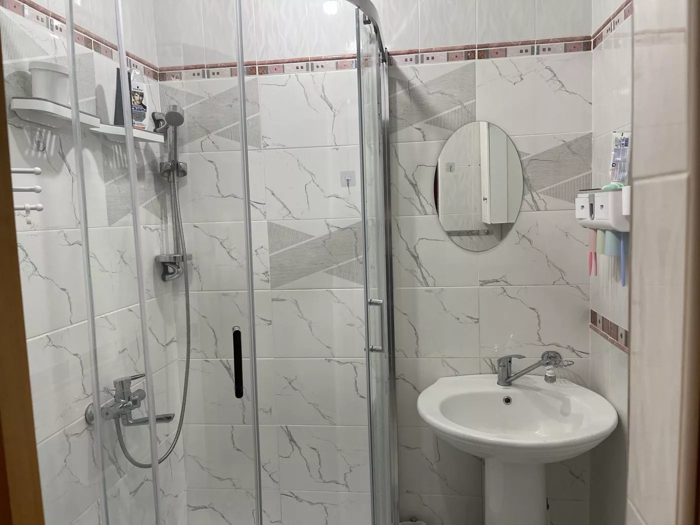 . Квартира в многоквартирном доме Квартира в п.Небуг . Небуг