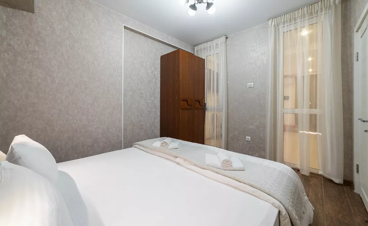 Deluxe Apartment ЖК Санни Хилл с собственным двориком. Апартаменты Deluxe ЖК Санни Хилл. Адлер